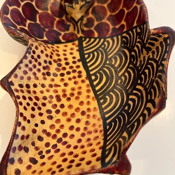 African Bowl with Zebra Drinking - Picture 7 of 10